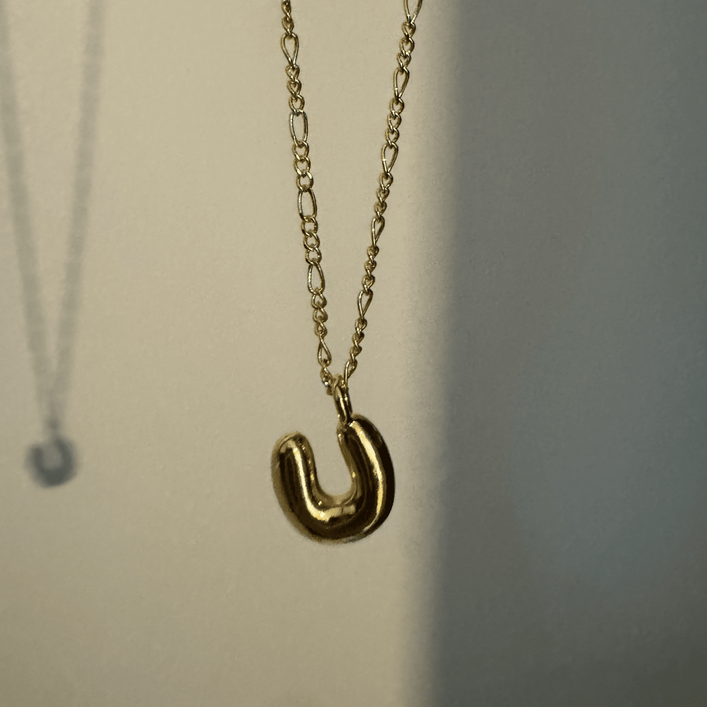 Bubble Initial Necklace Eledé U 