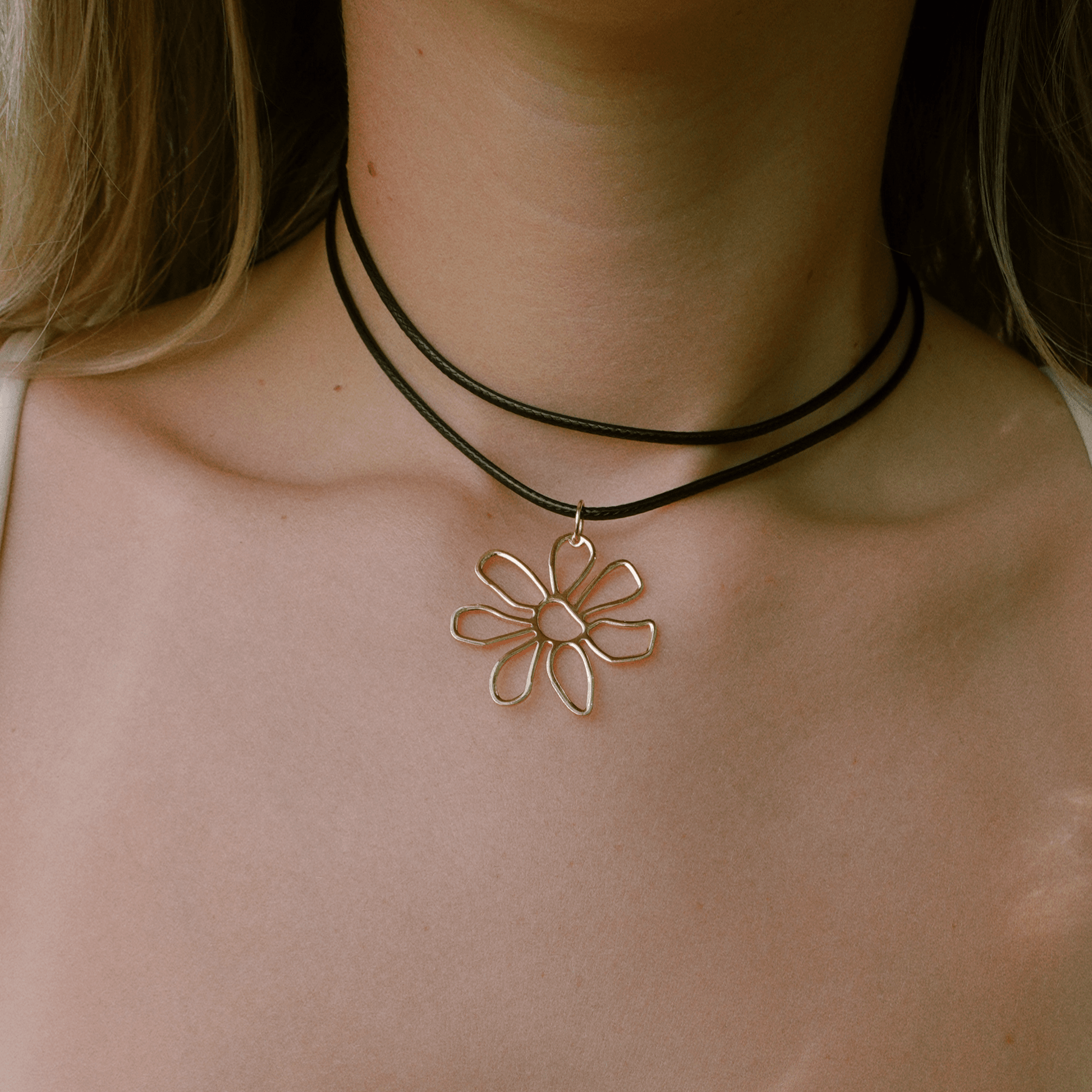 Azalea Choker Eledé 