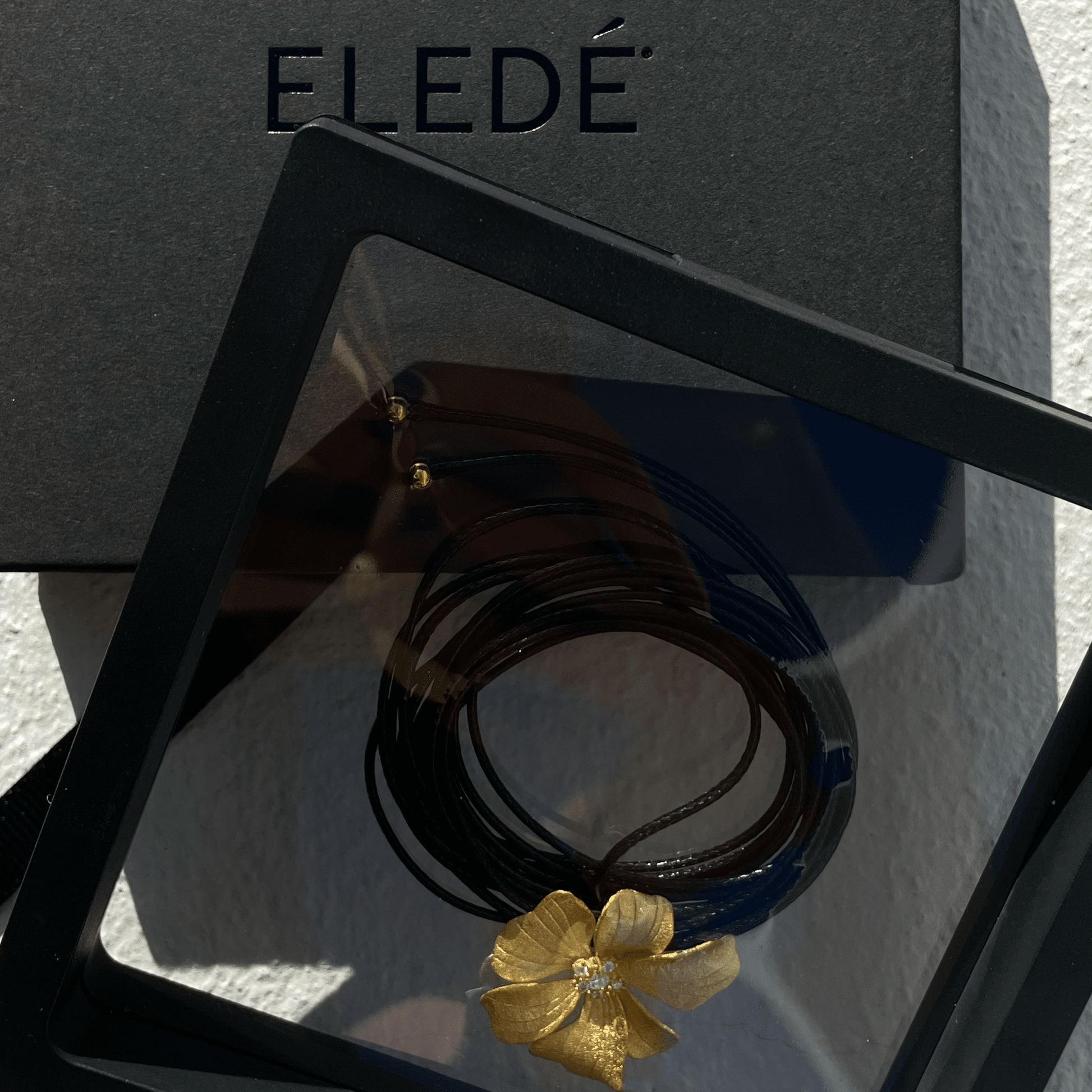 Peony Wrap Around Choker Eledé 